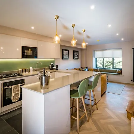 Buttermilk Barn At The Heaning Estate *